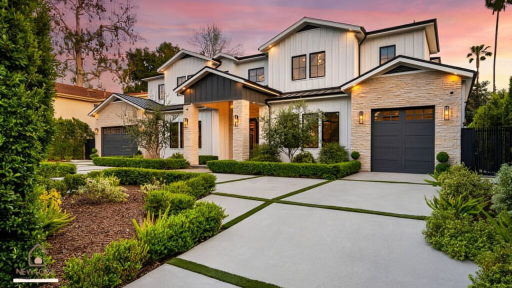 modern transitional home exterior - Newtopy